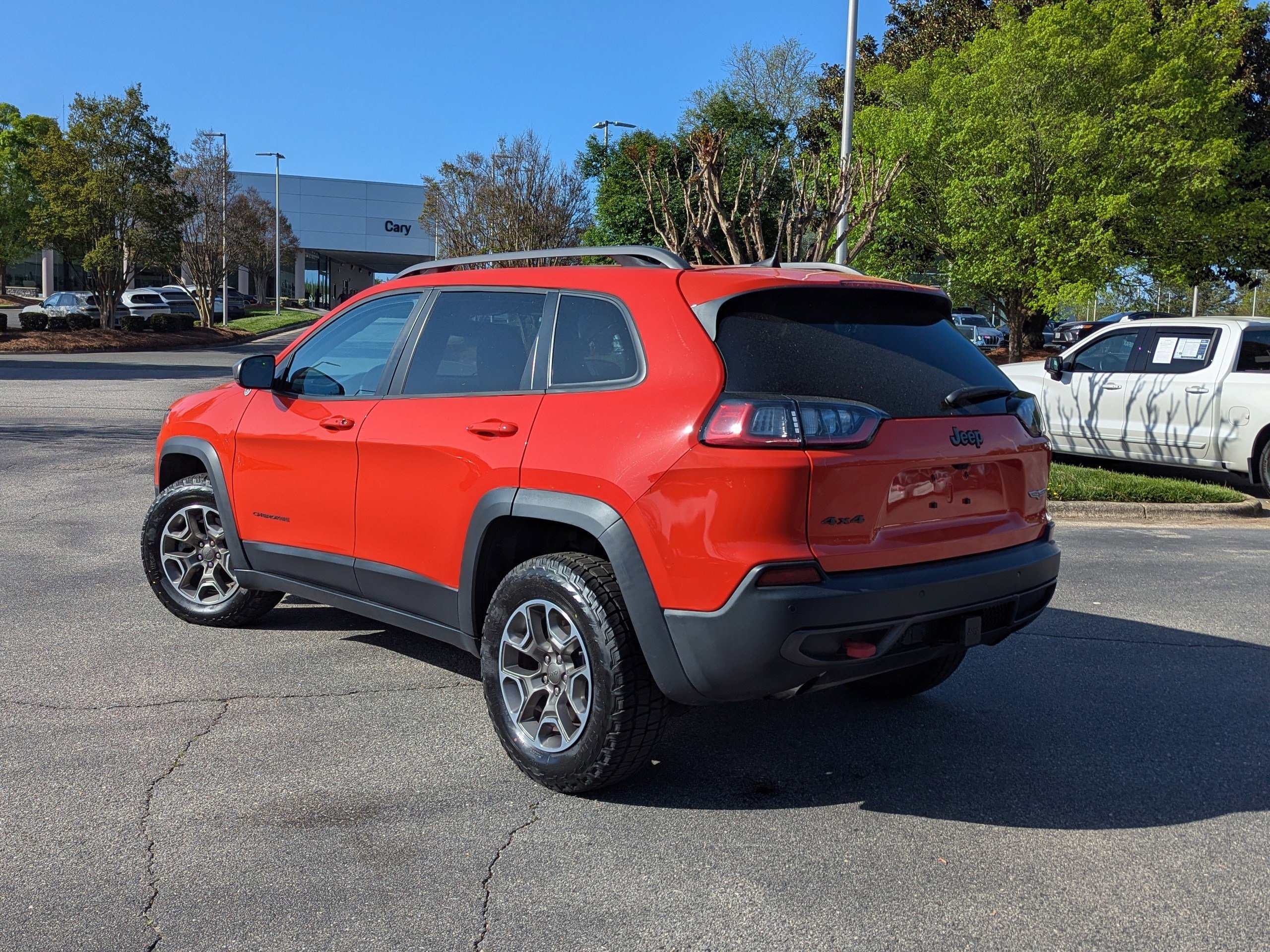Used 2021 Jeep Cherokee Trailhawk w/ Premium Leather Package image 7