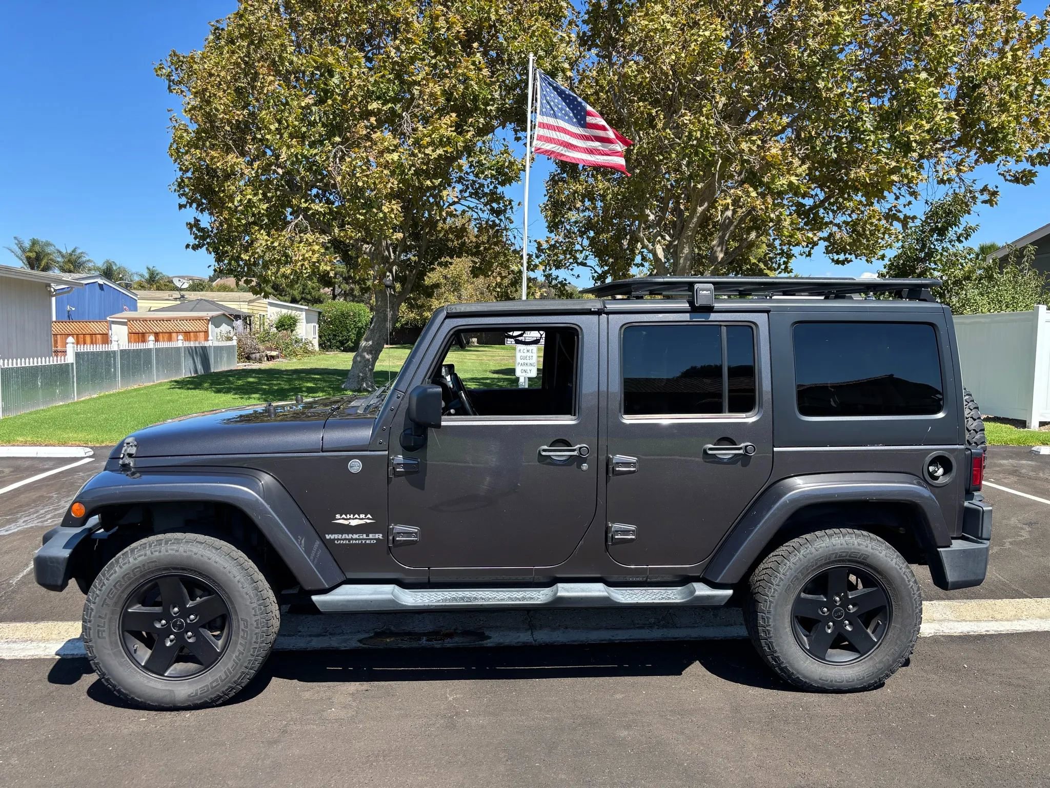 Used 2014 Jeep Wrangler Unlimited Sahara w/ Connectivity Group image 1