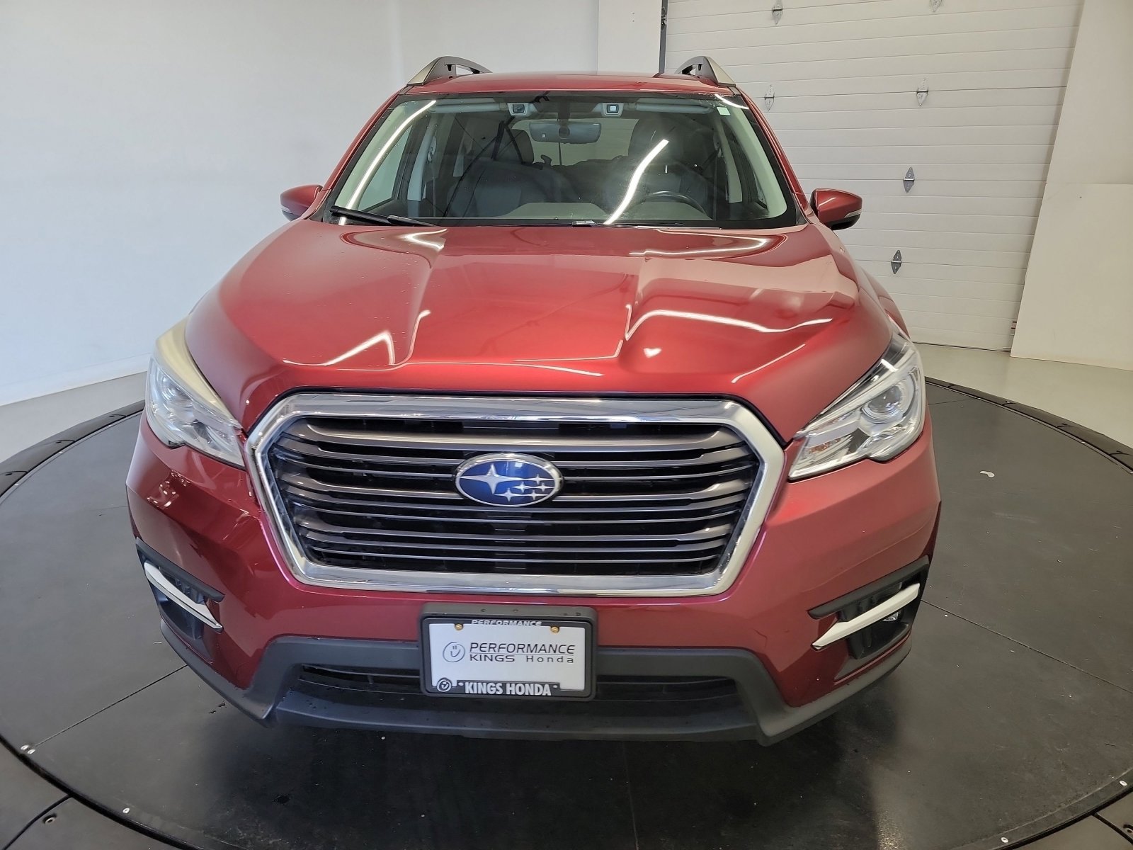 Used 2019 Subaru Ascent Limited AWD/4WD image 2