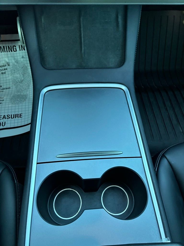 Used 2021 Tesla Model 3 Performance image 32