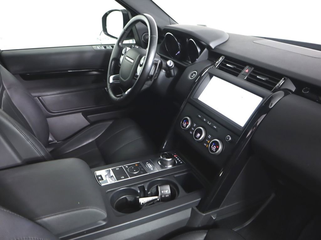 Used 2020 Land Rover Discovery SE AWD/4WD image 30