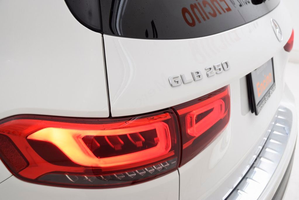 Certified 2022 Mercedes-Benz GLB 250 image 13