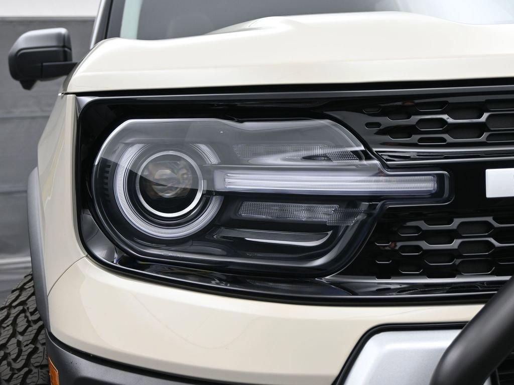 New 2025 Ford Bronco Sport Outer Banks w/ Sasquatch Outer Banks Package image 13