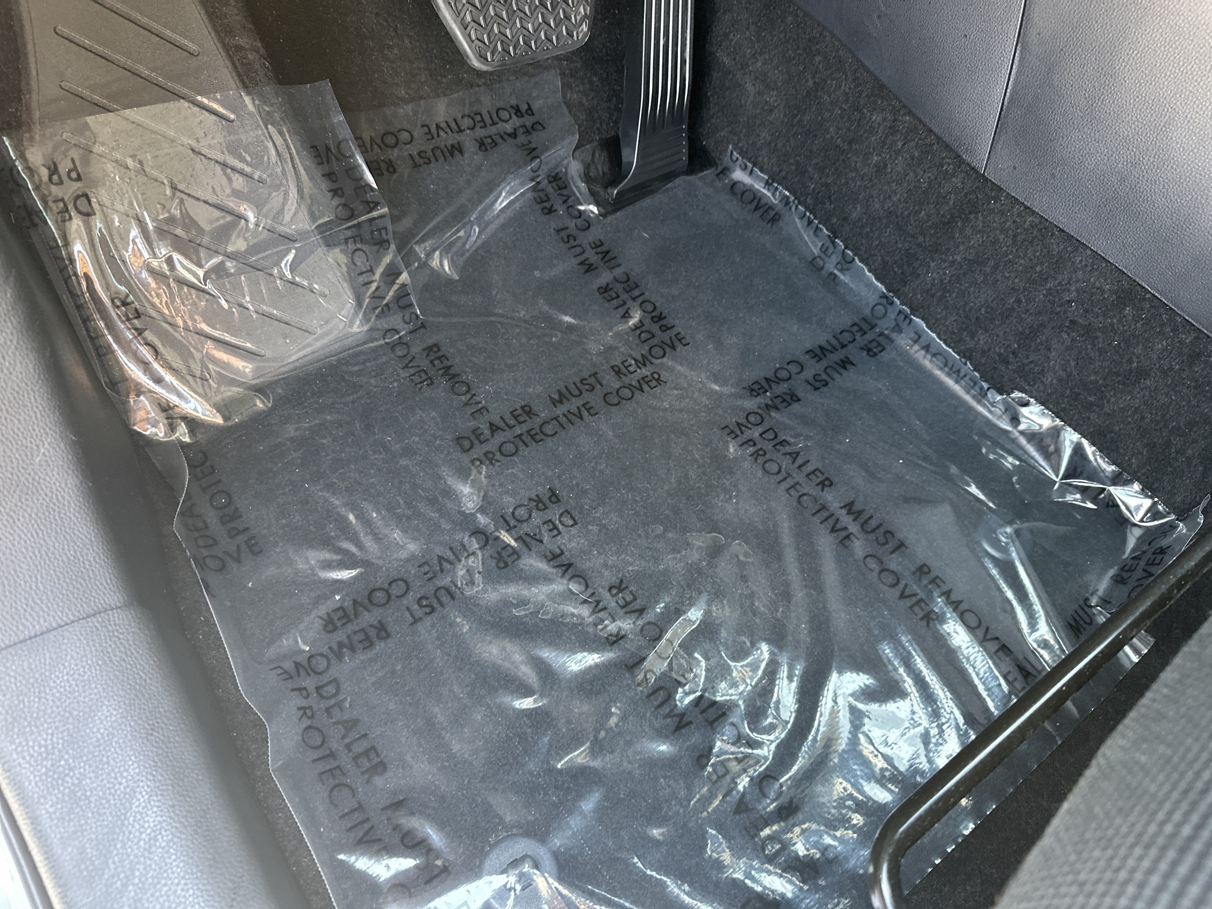 Certified 2024 Toyota RAV4 LE FWD image 17