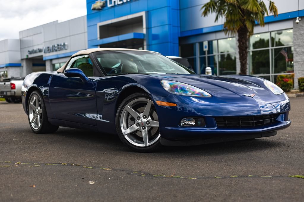Used 2005 Chevrolet Corvette Convertible w/ Preferred Equipment Group RWD image 1