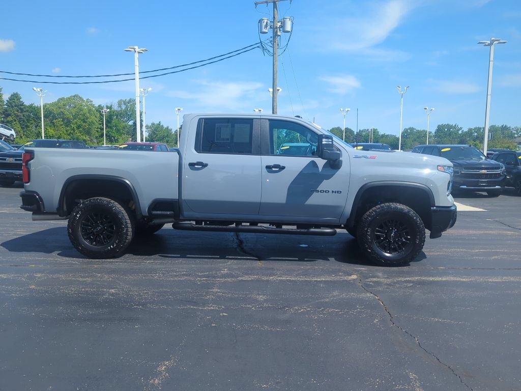 Certified 2025 Chevrolet Silverado 2500 ZR2 w/ Technology Package AWD/4WD image 10