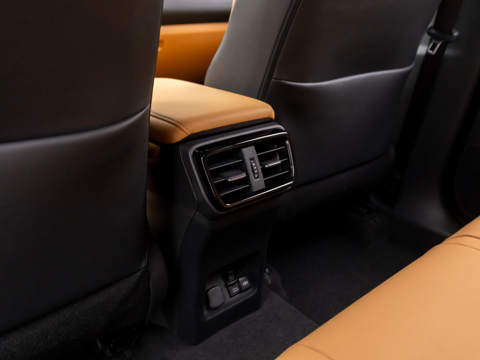 Used 2024 Lexus NX 350 AWD w/ Cold Area Package image 19