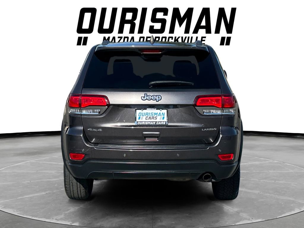 Used 2020 Jeep Grand Cherokee Laredo AWD/4WD image 5