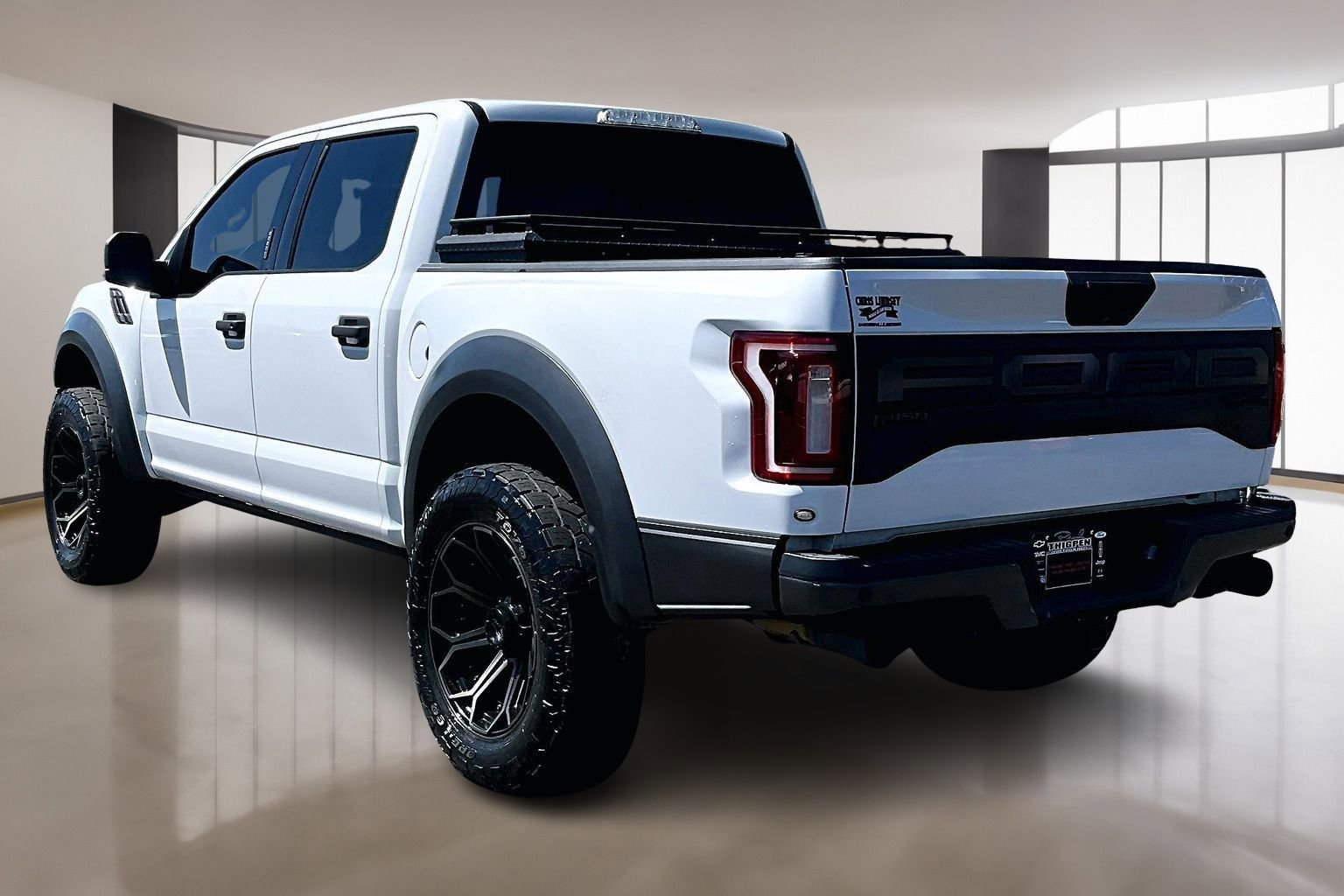 Used 2019 Ford F150 Raptor w/ Equipment Group 801A Mid image 4