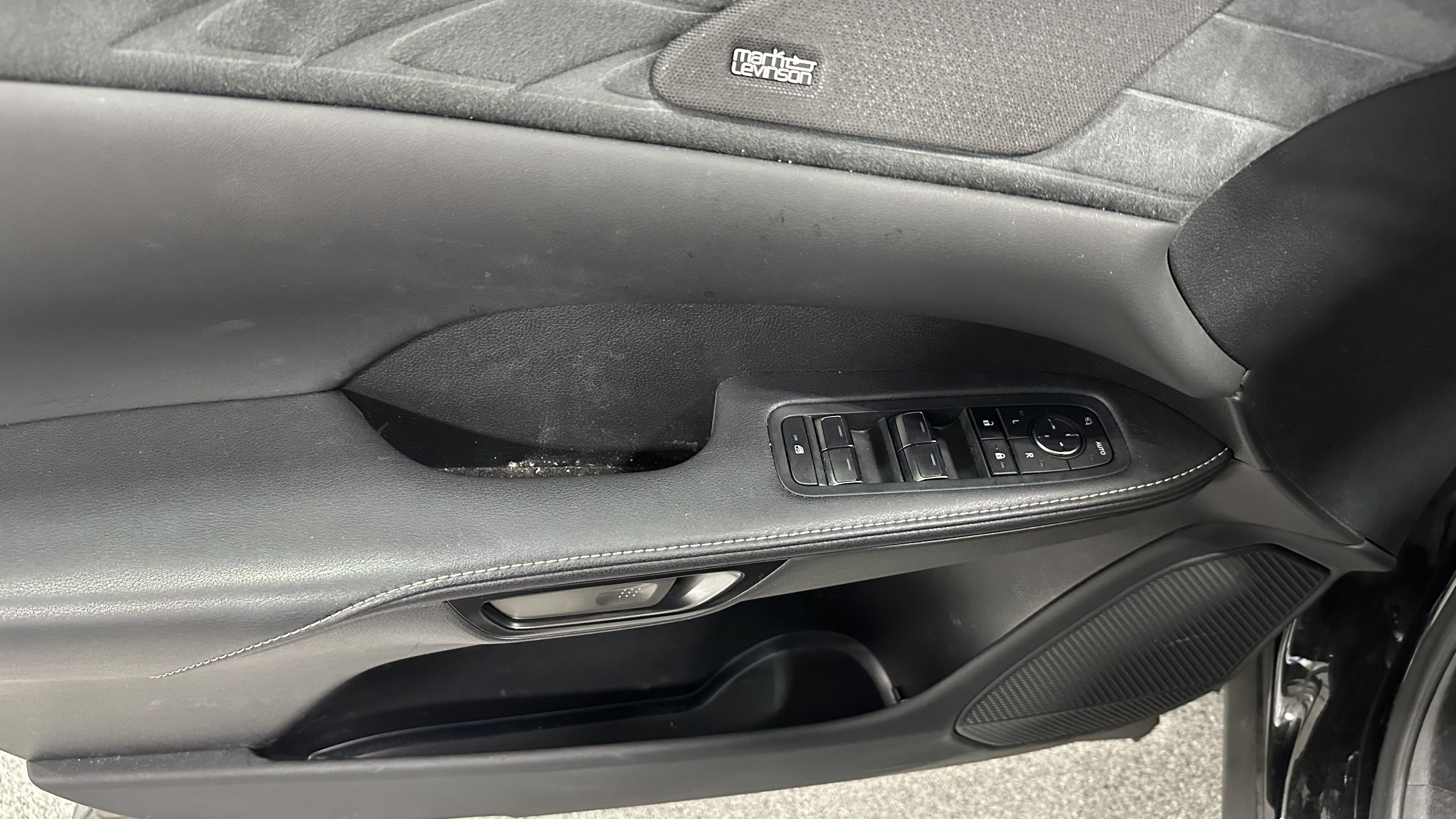 Used 2024 Lexus RX 350 AWD w/ Convenience Package image 17