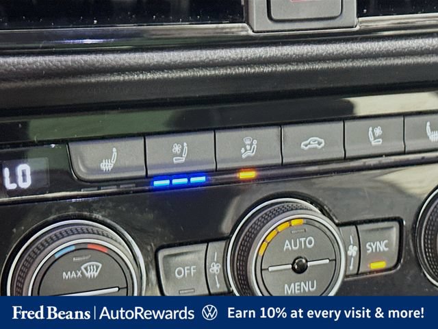 Used 2023 Volkswagen Taos SEL AWD/4WD image 26