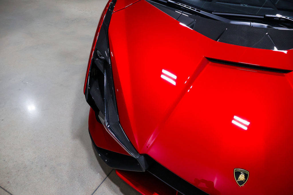 Used 2021 Lamborghini Sian Coupe AWD/4WD image 91