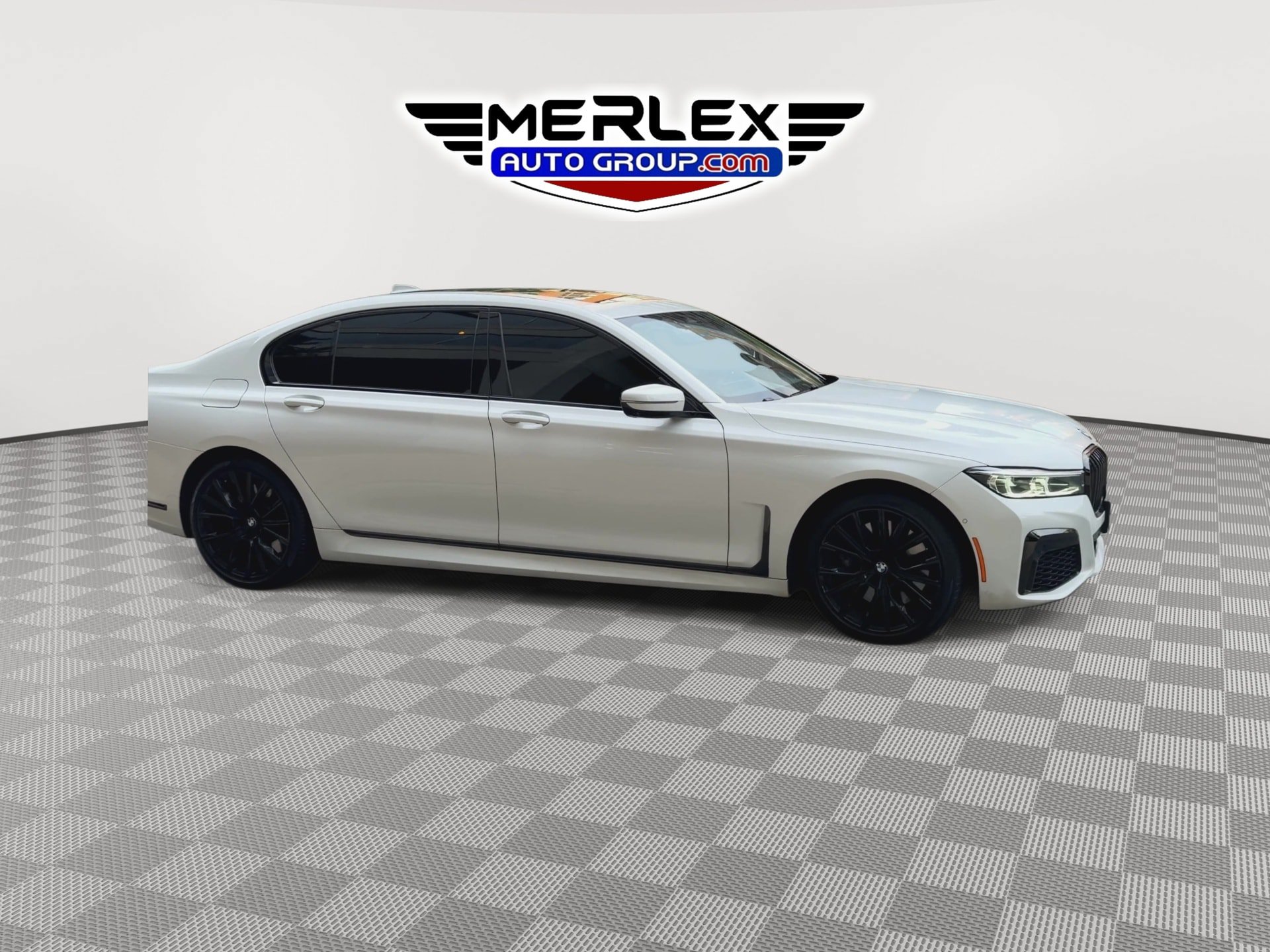 Used 2021 BMW 750i xDrive w/ Executive Package AWD/4WD image 9