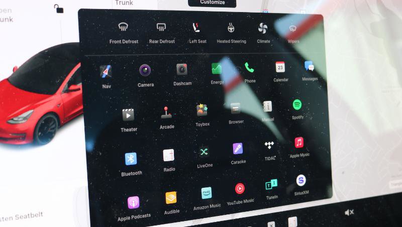 Used 2021 Tesla Model 3 Performance image 18