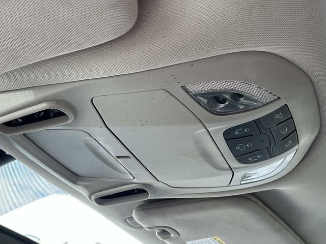 Used 2024 Chrysler Pacifica Limited image 35