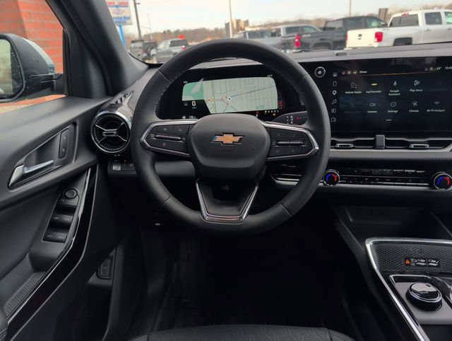 Certified 2026 Chevrolet Equinox LT image 26