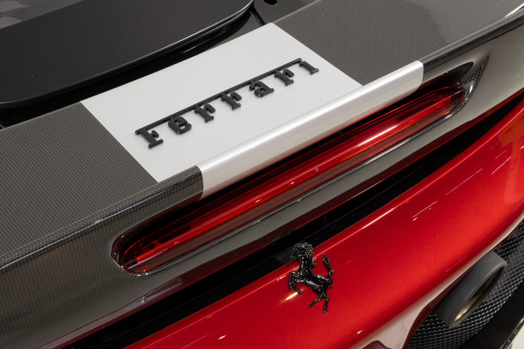 Used 2021 Ferrari SF90 Stradale image 19