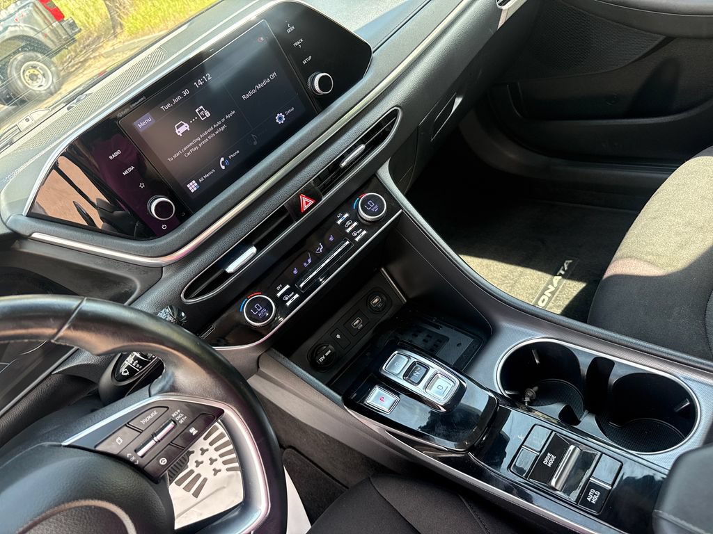 Used 2022 Hyundai Sonata SEL w/ Convenience Package FWD image 16