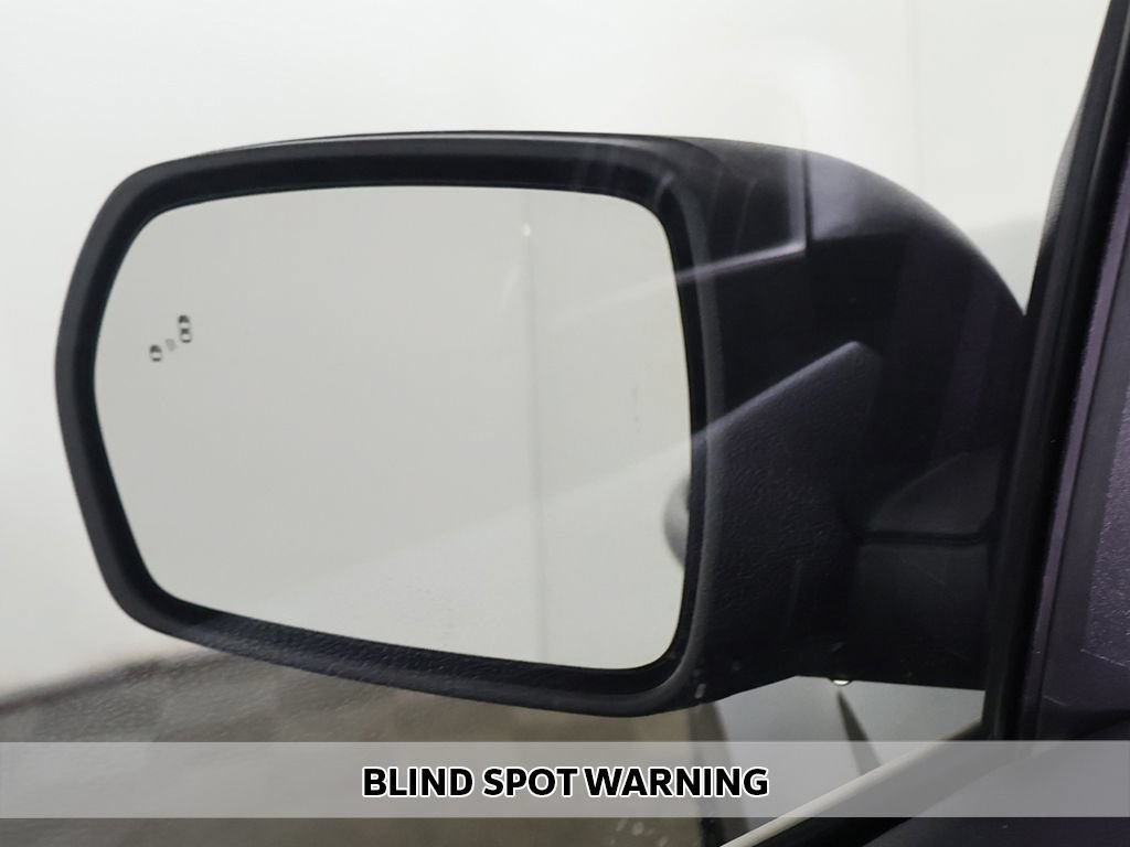 Used 2024 Ford Edge SE AWD/4WD image 3