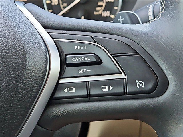 Used 2020 INFINITI QX50 Luxe w/ Navigation Package FWD image 23