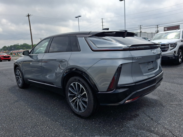 Certified 2024 Cadillac Lyriq Sport w/ LPO, Floor Liner Package AWD/4WD image 4