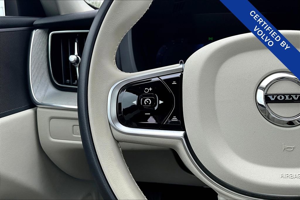 Used 2025 Volvo XC60 T8 Plus w/ Protection Package Premier image 26