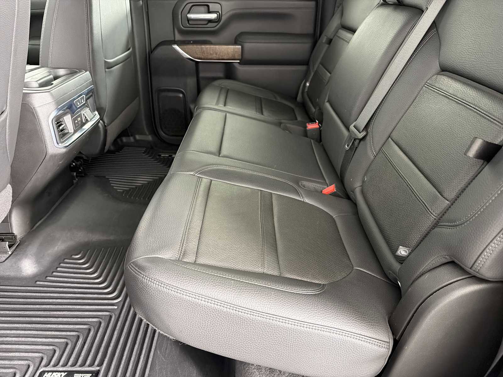 Used 2020 GMC Sierra 2500 Denali w/ Denali Ultimate Package AWD/4WD image 18