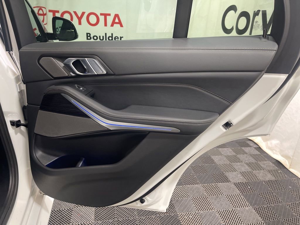 Used 2026 BMW X5 xDrive40i image 15