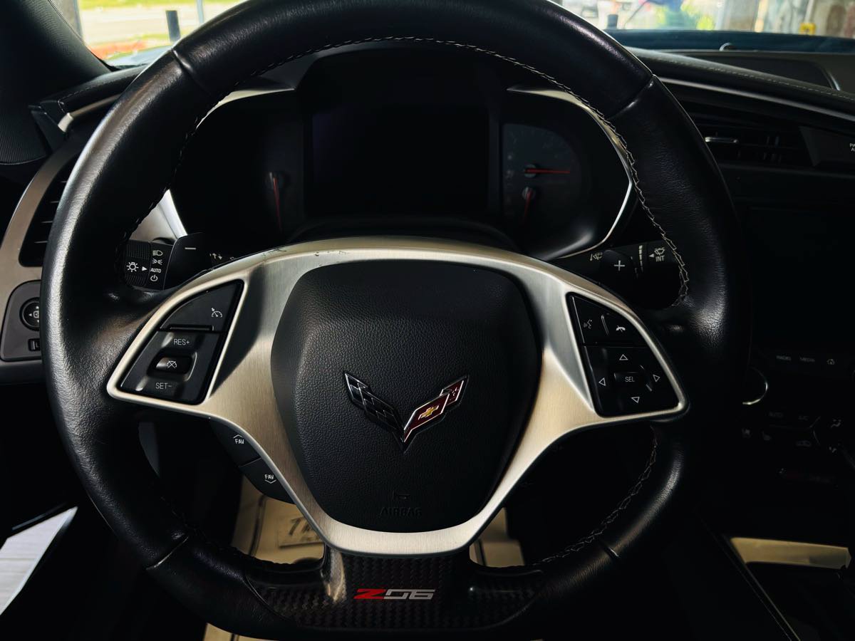 Used 2016 Chevrolet Corvette Z06 w/ 2LZ Preferred Equipment Group RWD image 37