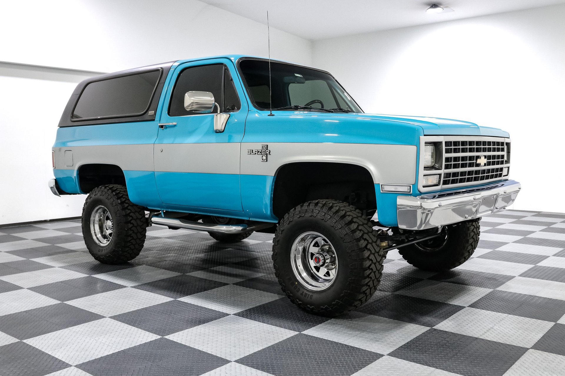 Used 1990 Chevrolet Blazer 4WD video 1