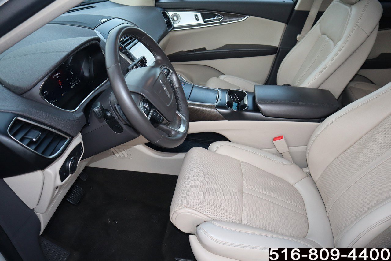 Used 2020 Lincoln Nautilus Reserve w/ Equipment Group 202A image 15