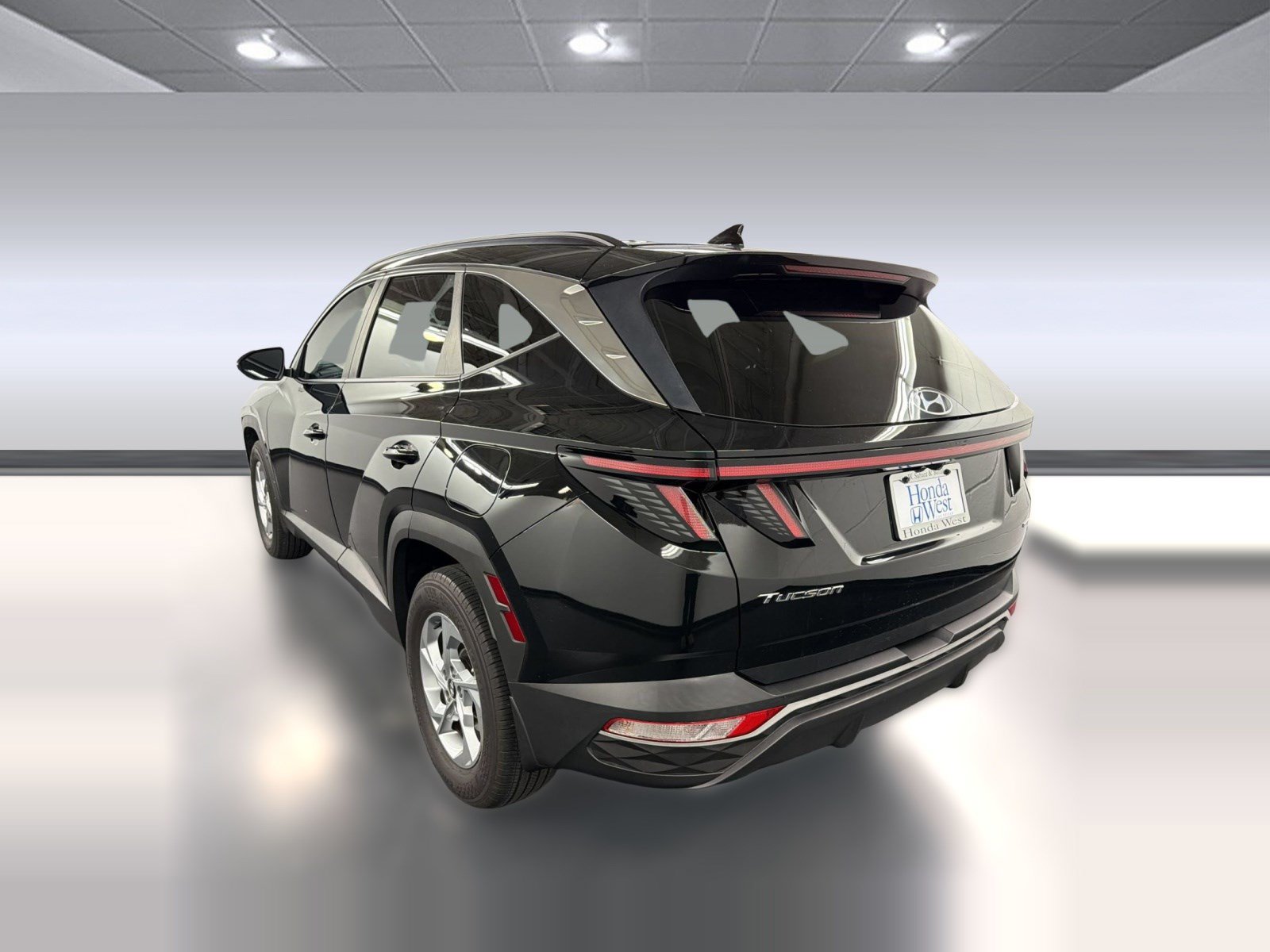 Used 2023 Hyundai Tucson SEL AWD/4WD image 3