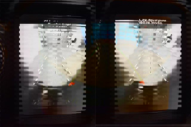 Used 2022 Jeep Wrangler Unlimited Sahara image 8