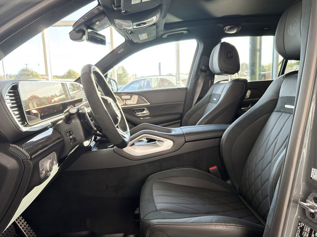 New 2026 Mercedes-Benz GLS 63 AMG 4MATIC image 9