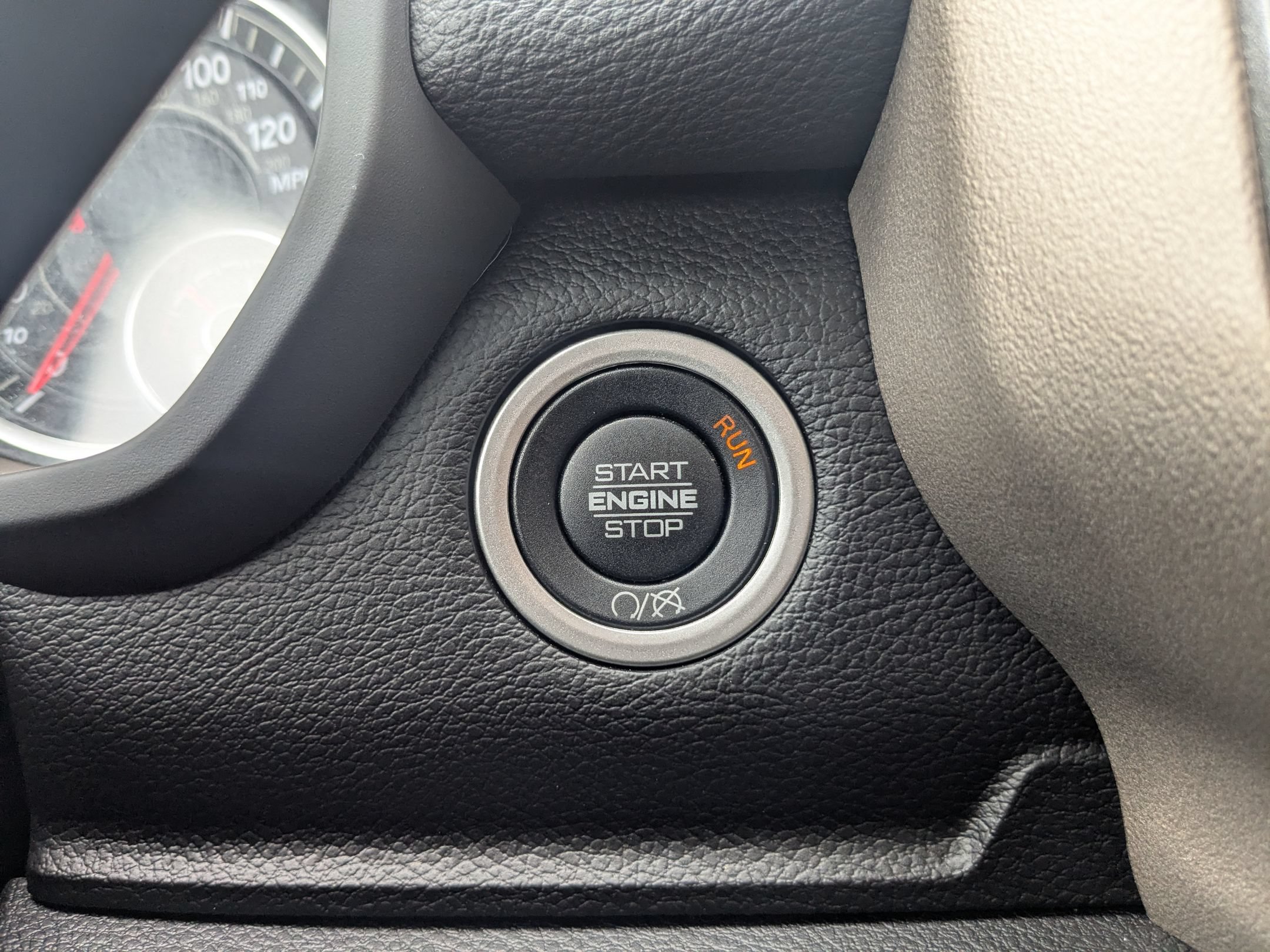 Used 2023 RAM 2500 Laramie AWD/4WD image 19