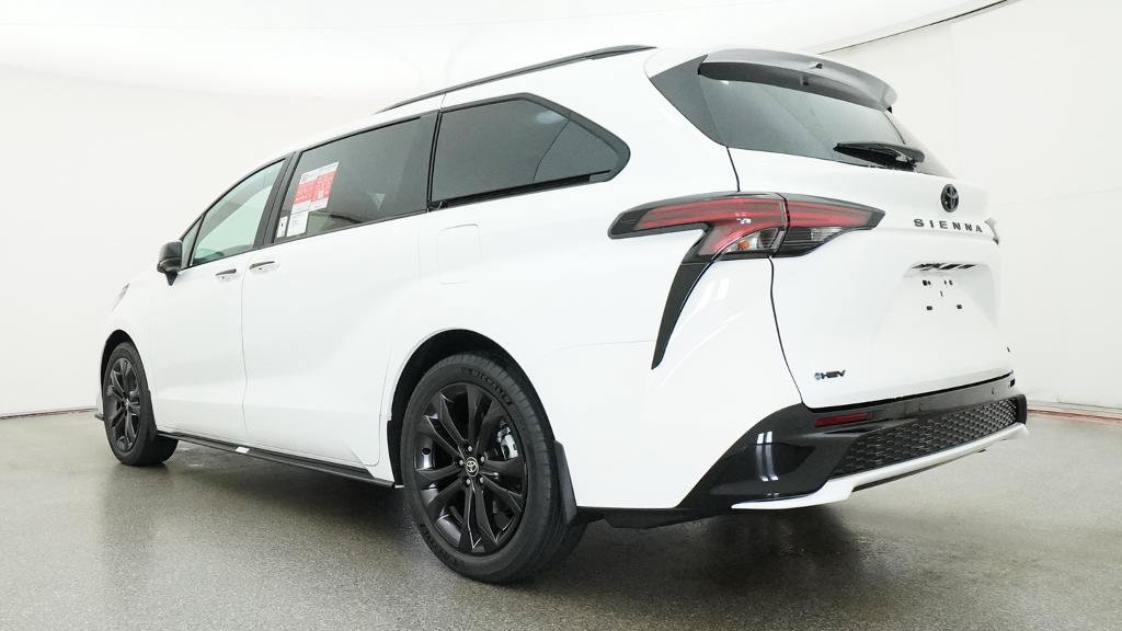 New 2026 Toyota Sienna XSE FWD image 24