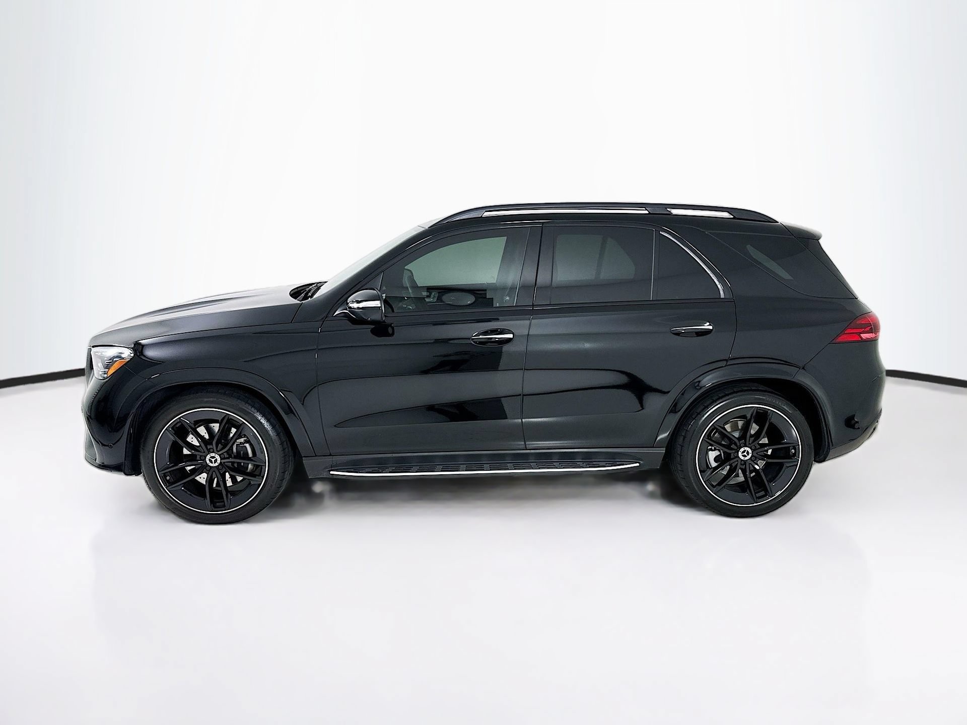Used 2024 Mercedes-Benz GLE 580 4MATIC image 5