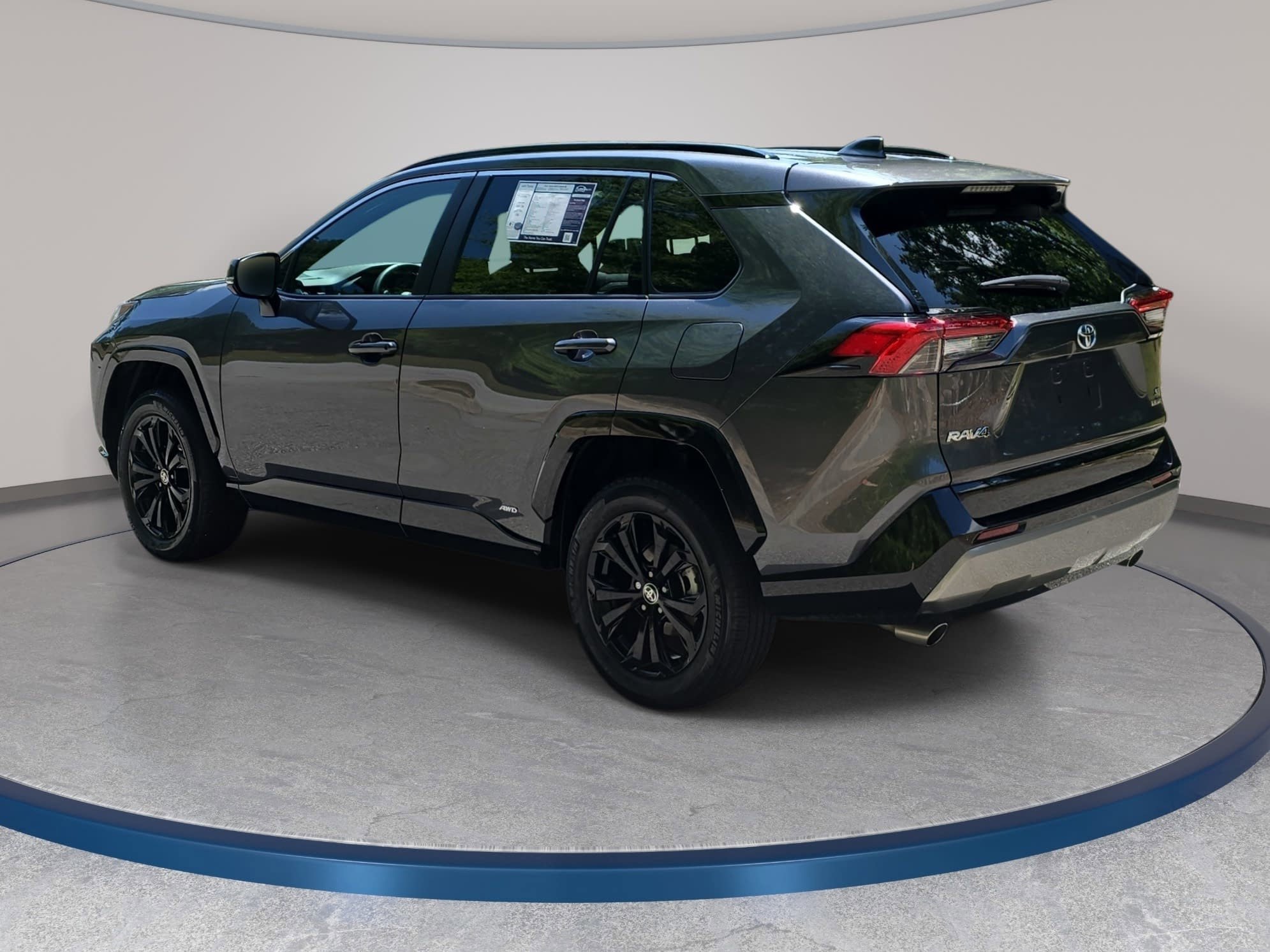 Used 2022 Toyota RAV4 SE w/ SE Grade Weather Package AWD/4WD image 7