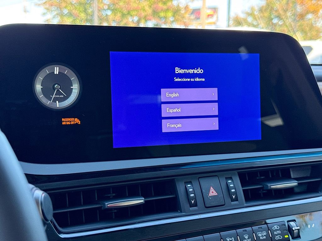 New 2025 Lexus ES 350 w/ Premium Package image 30