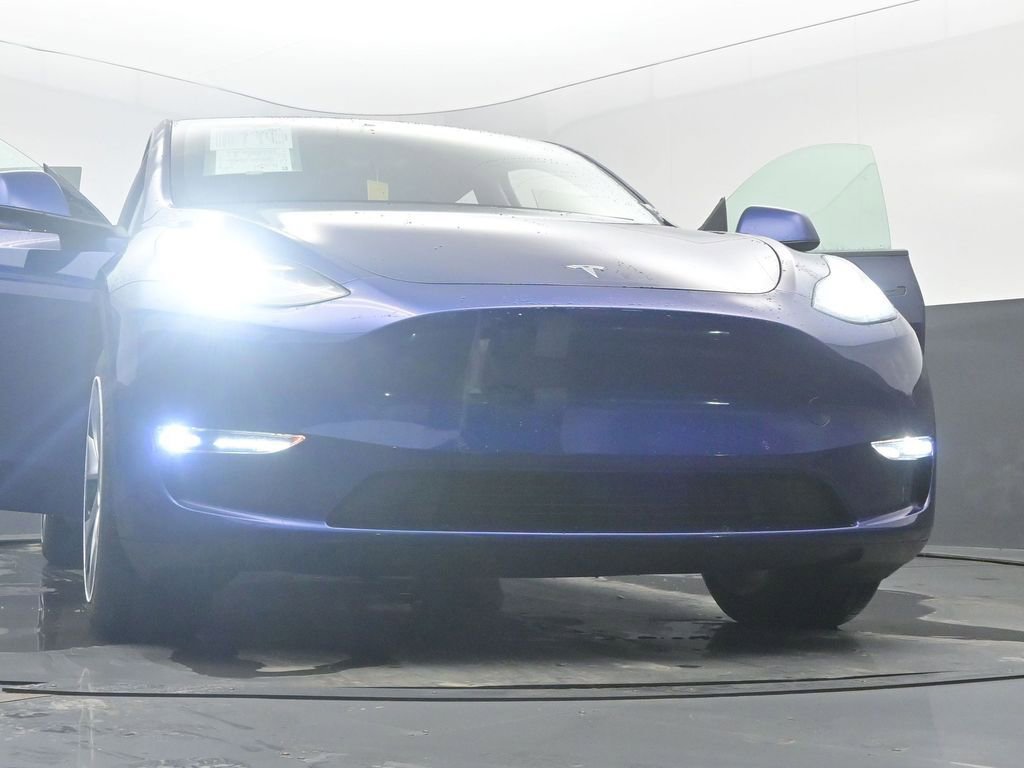 Used 2020 Tesla Model Y Long Range image 54