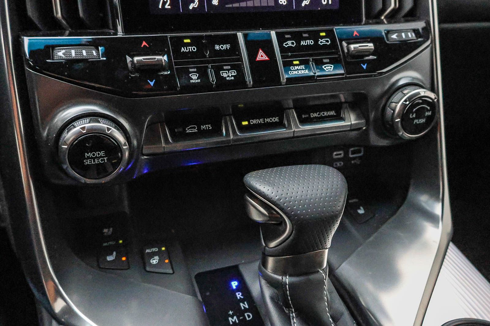 Used 2024 Lexus LX 600 F Sport image 33