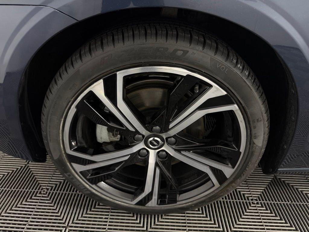 Used 2025 Volvo S60 B5 Core image 12
