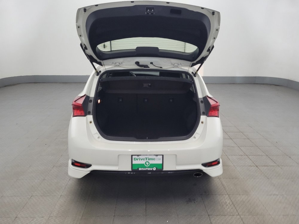 Used 2017 Toyota Corolla iM image 29