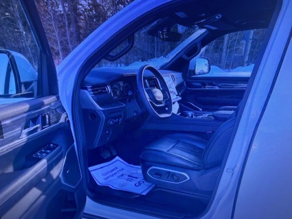 Used 2022 Jeep Wagoneer Series II image 11