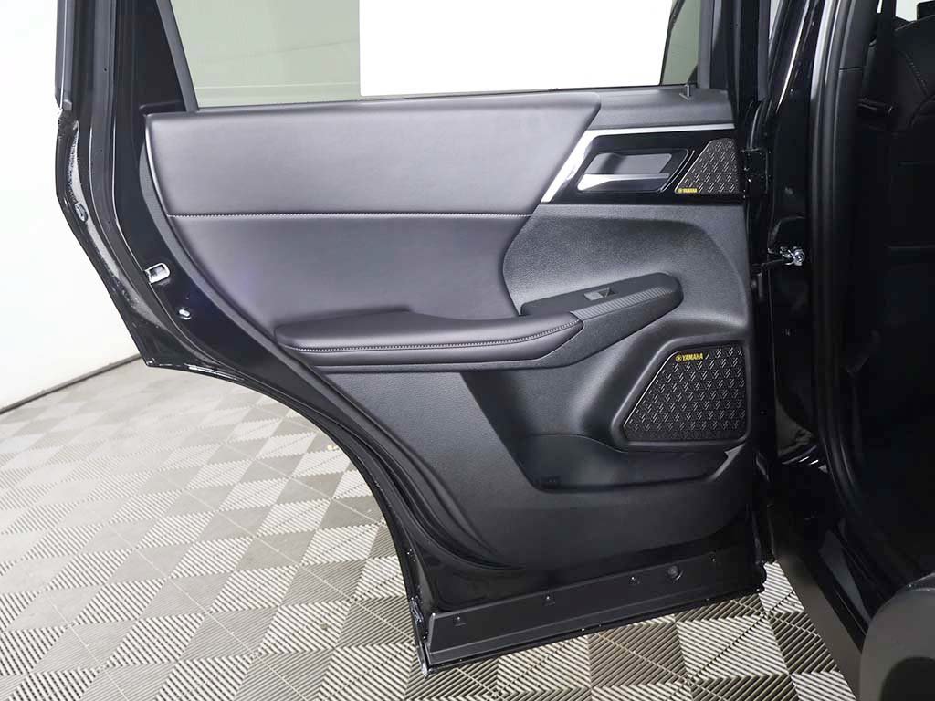 New 2026 Mitsubishi Outlander SE FWD image 26