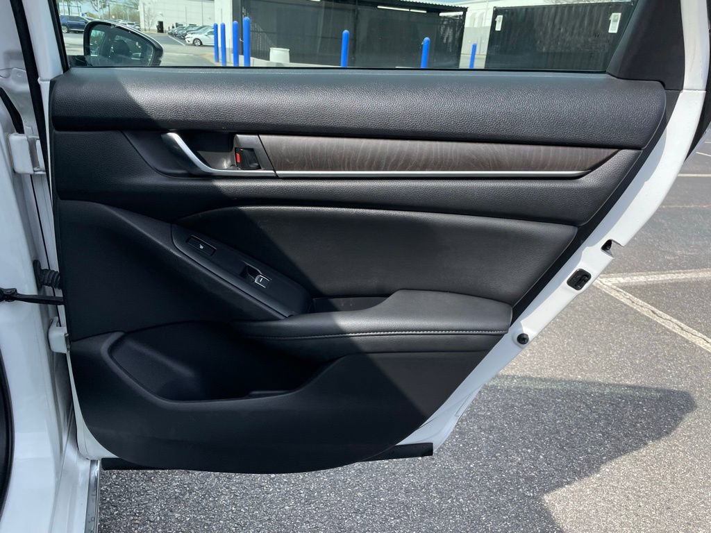 Certified 2021 Honda Accord Touring image 35
