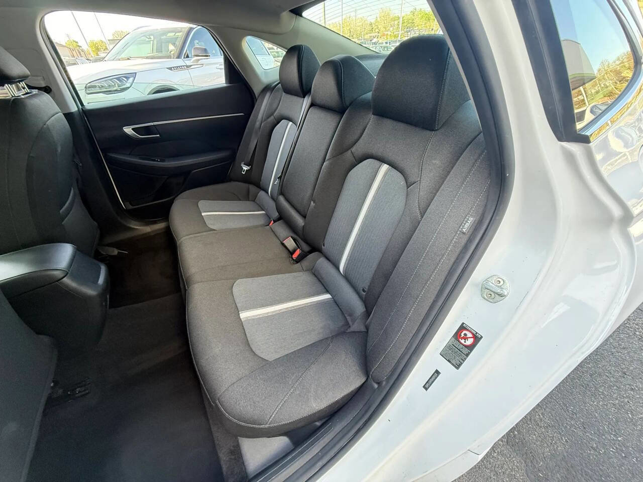 Used 2021 Hyundai Sonata SEL FWD image 17