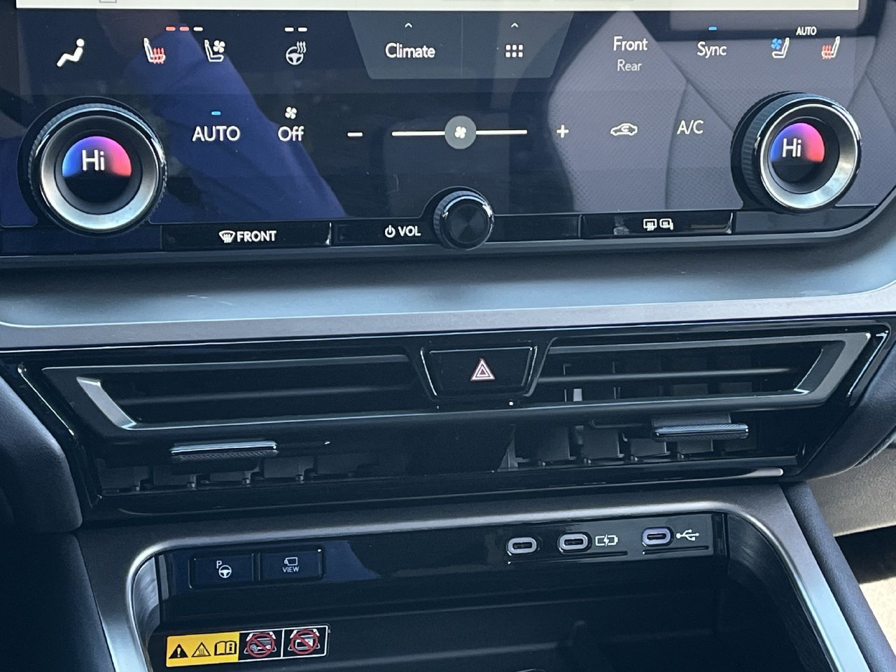 Used 2025 Lexus TX 500h AWD w/ Technology Package image 18