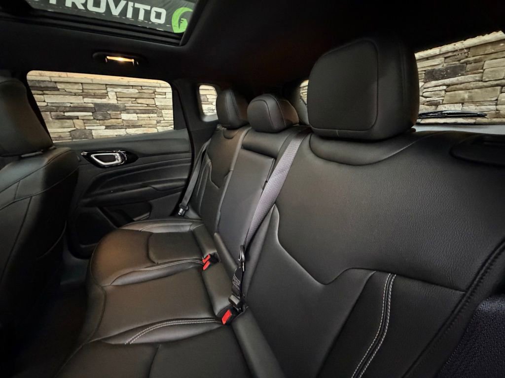 Used 2024 Jeep Compass Limited w/ High Altitude Package image 31