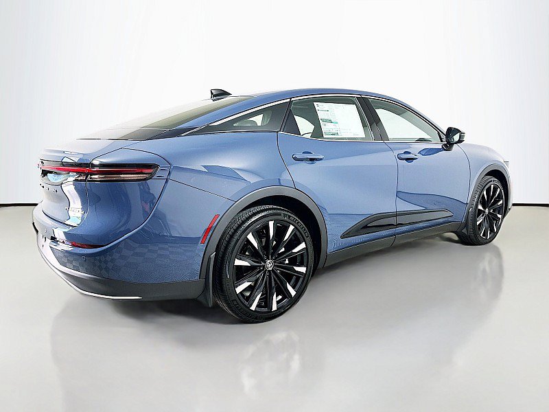 New 2026 Toyota Crown Platinum AWD/4WD image 7